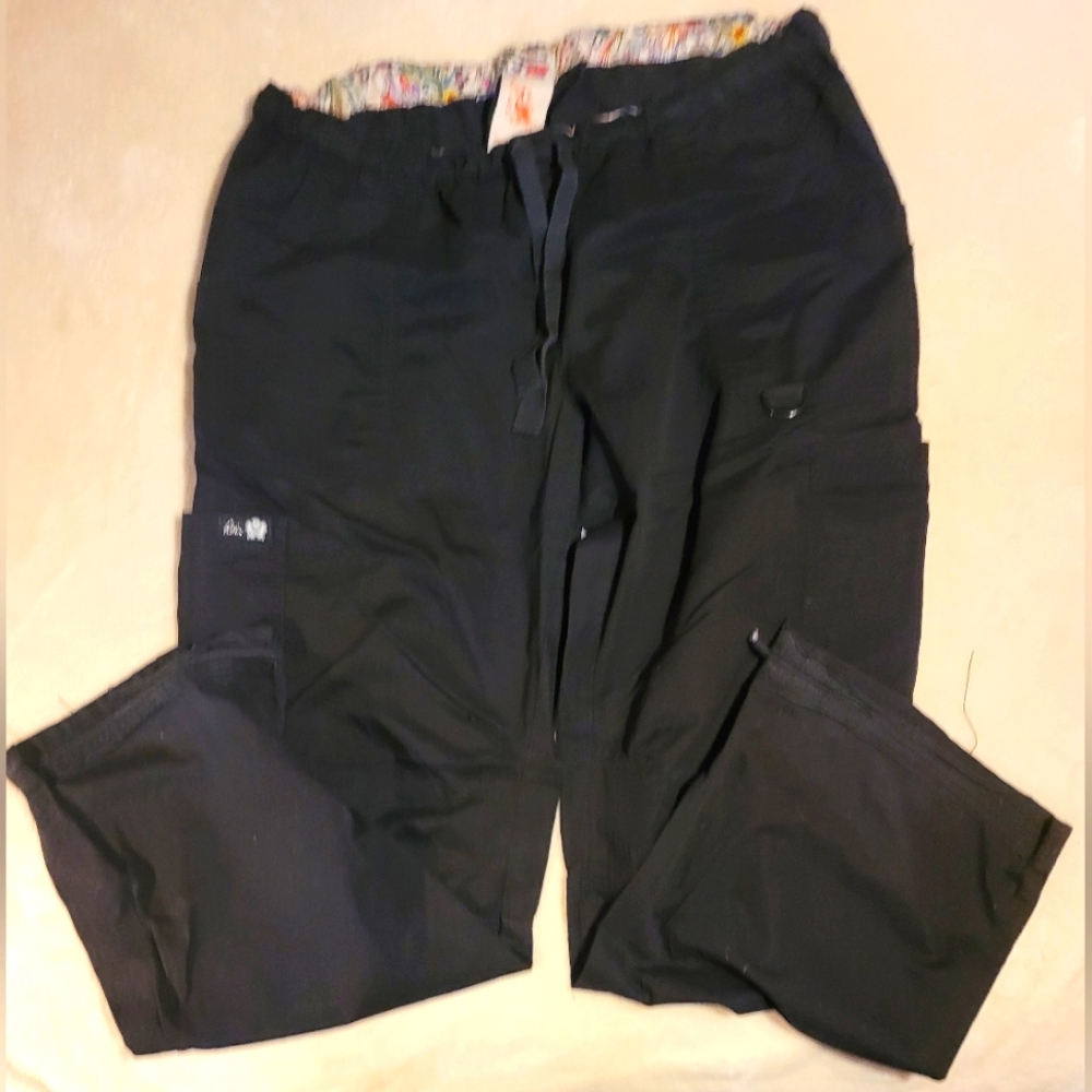 Koi Scrub Pants: size XL